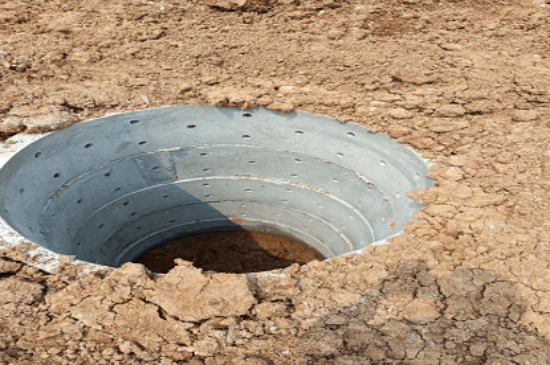 గ్రౌండ్ బాత్రూమ్ హోల్స్ & సిమెంట్ రింగ్స్ ఇన్‌స్టాలేషన్ సర్వీస్ (పర్ సిమెంట్ రింగ్) యొక్క చిత్రం