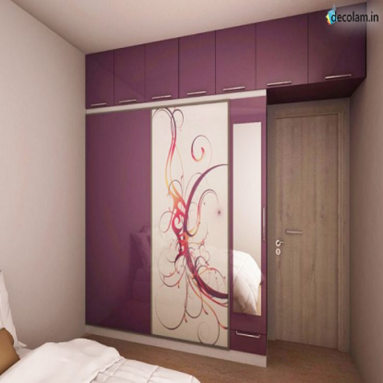 డెకోలమ్ వుడెన్ కప్‌బోర్డ్ వర్క్ యొక్క చిత్రం