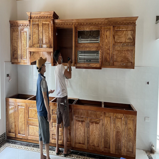 డెకోలమ్ వుడెన్ కప్‌బోర్డ్ వర్క్ యొక్క చిత్రం