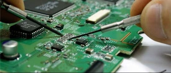 టీవీ చిప్ లెవల్ రిపేర్ (ధర ప్రారంభం) యొక్క చిత్రం